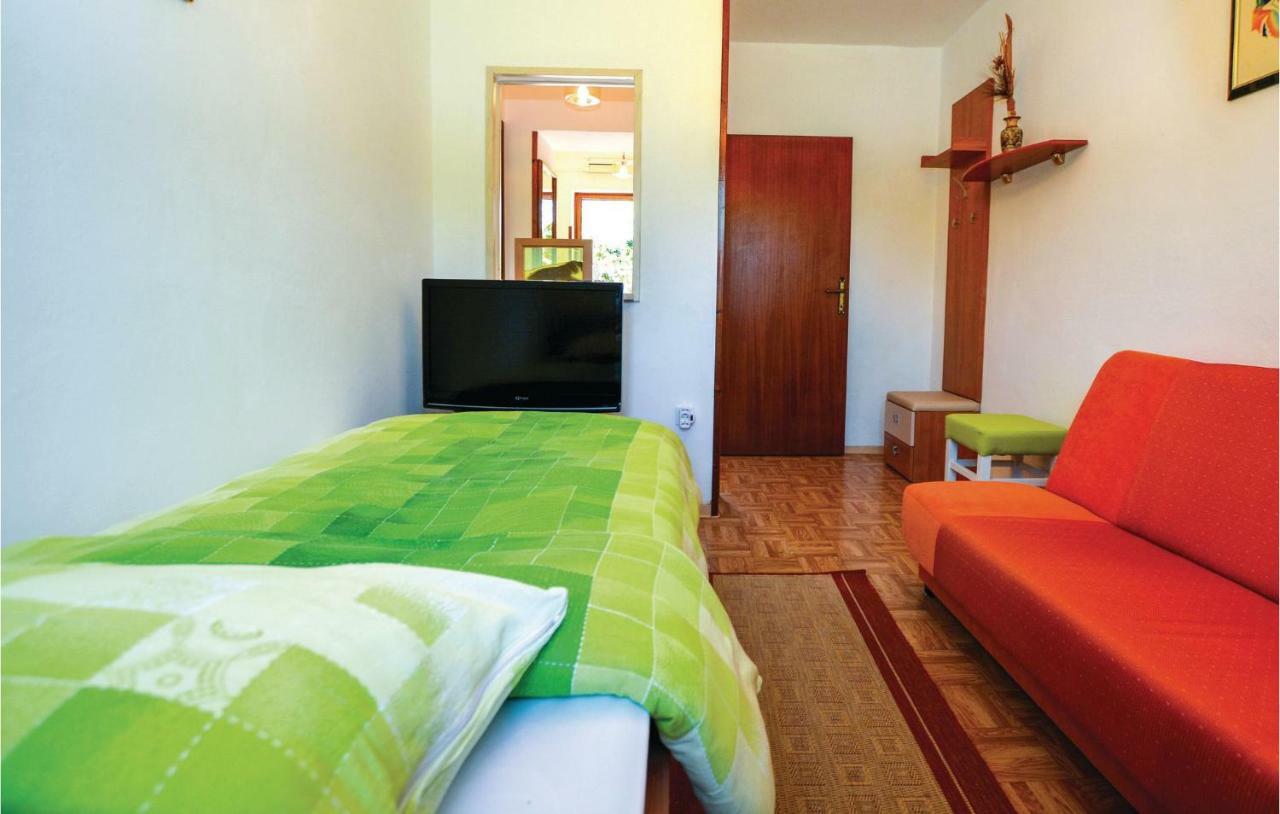 2 Bedroom Awesome Apartment In Portorož Dış mekan fotoğraf